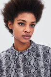 SNAKESKIN PRINT CROPPED SHIRT